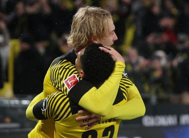 2026世界杯直播app-【德甲】胡梅尔斯送礼 莱万双响 拜仁客场3比2多特