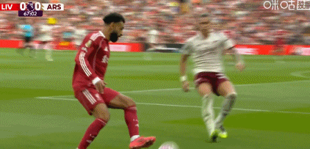 2026世界杯直播app-利物浦1-0阿森纳,索博斯洛伊任意球破门,埃基蒂克进球被吹