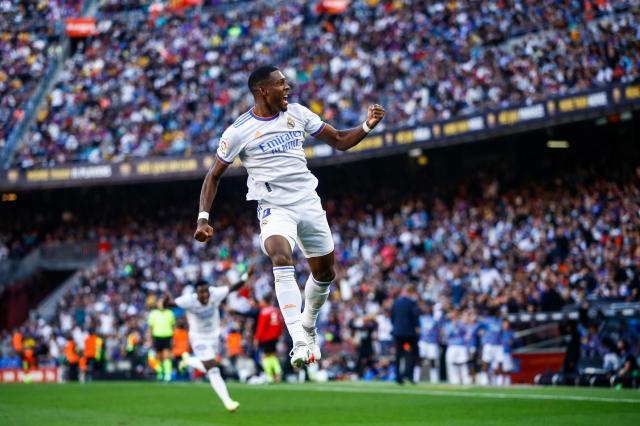 1635112175782016866.jpg 2026世界杯官方软件-国家德比评分:最佳球员是谁?两队主帅斗法谁占先?