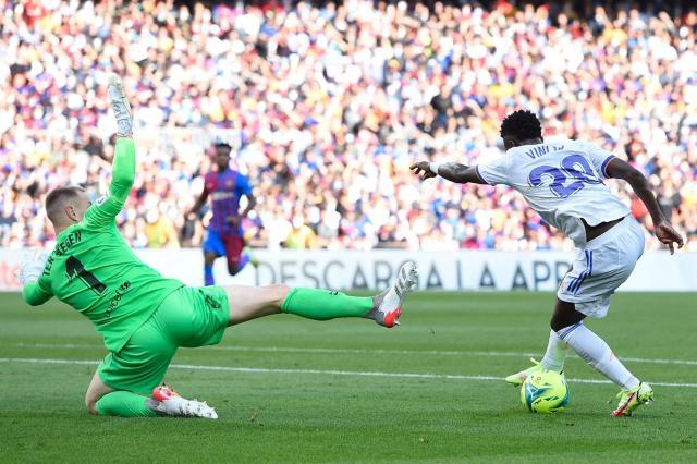 1635112178661007716.jpg 2026世界杯官方软件-国家德比评分:最佳球员是谁?两队主帅斗法谁占先?