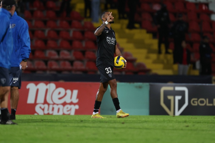 2026世界杯安装指南-ESPN记者:三镇有意28岁葡甲前锋克洛维斯,对方标价300万雷亚尔