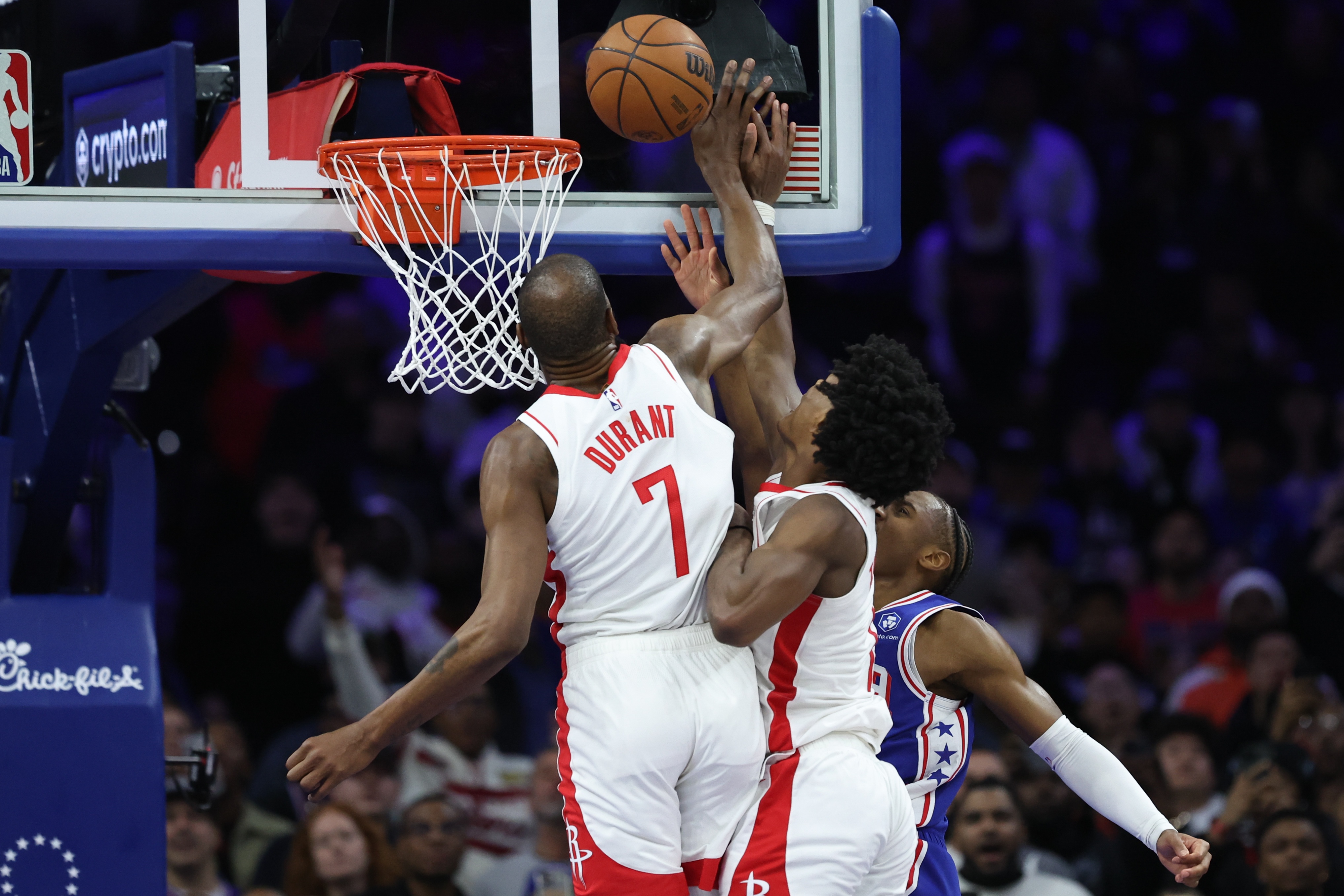 2026世界杯安装指南-火箭76人裁判报告：漏吹杜兰特明显干扰球 加时杜兰特被犯规漏吹