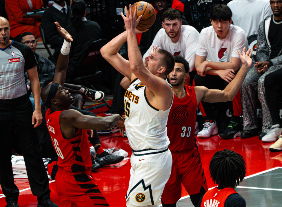 2026世界杯app下载-场均29分12板11助，意料之中三连败！你要这么打，MVP该拱手让人