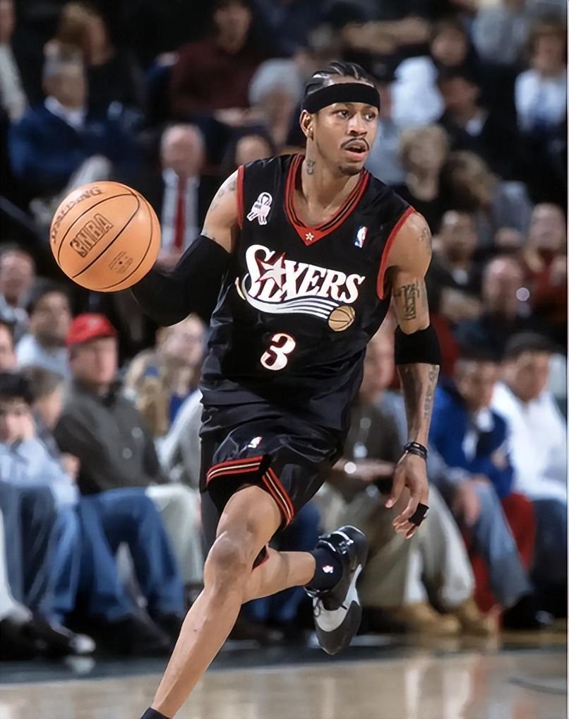 2026世界杯官方软件-我才刚出汗,你就累脱水了”,盘点NBA5大体力怪 库里似非人类