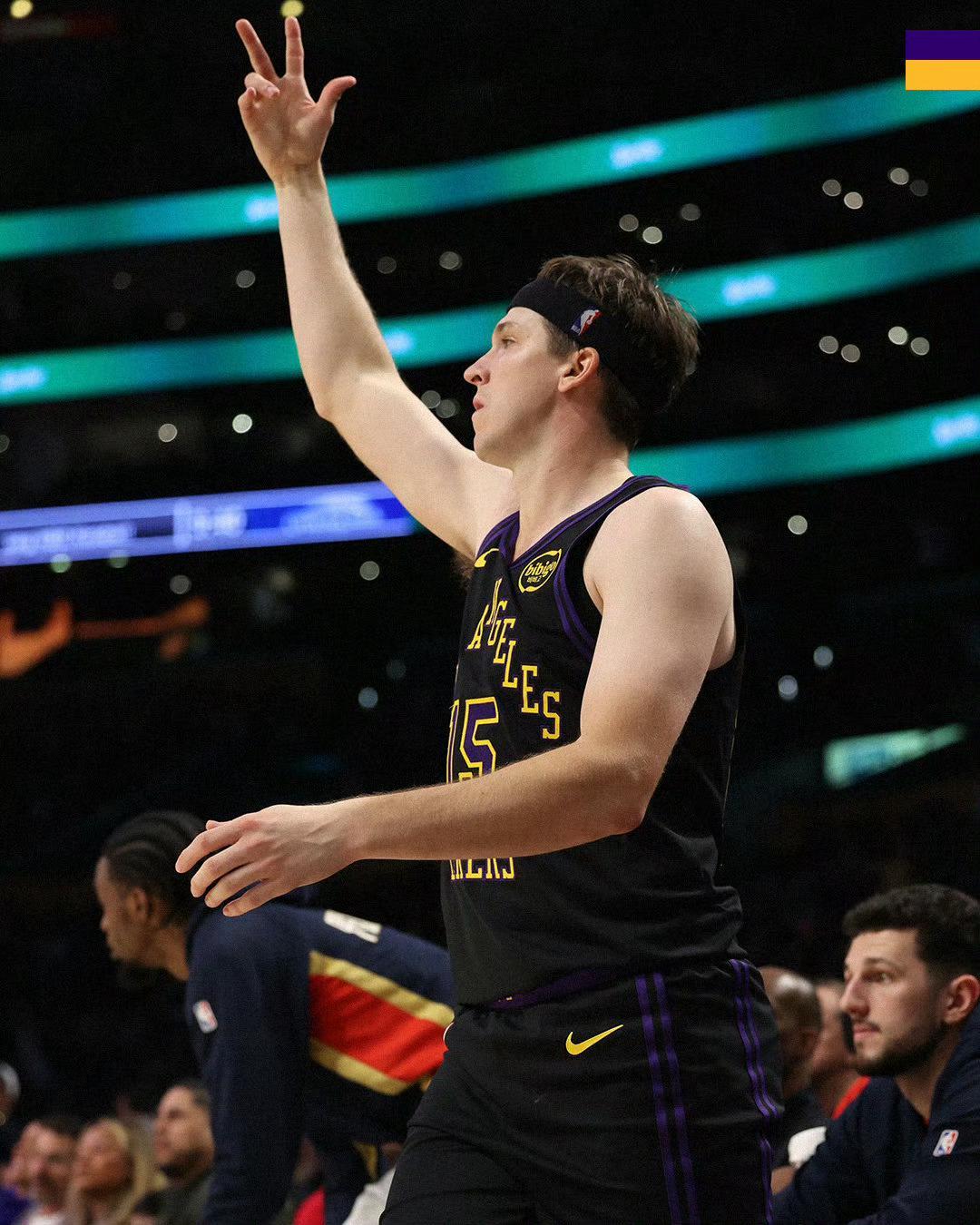 湖人胜鹈鹕取3连胜!看到锡安逐渐平庸,才懂詹姆斯真的被低估了