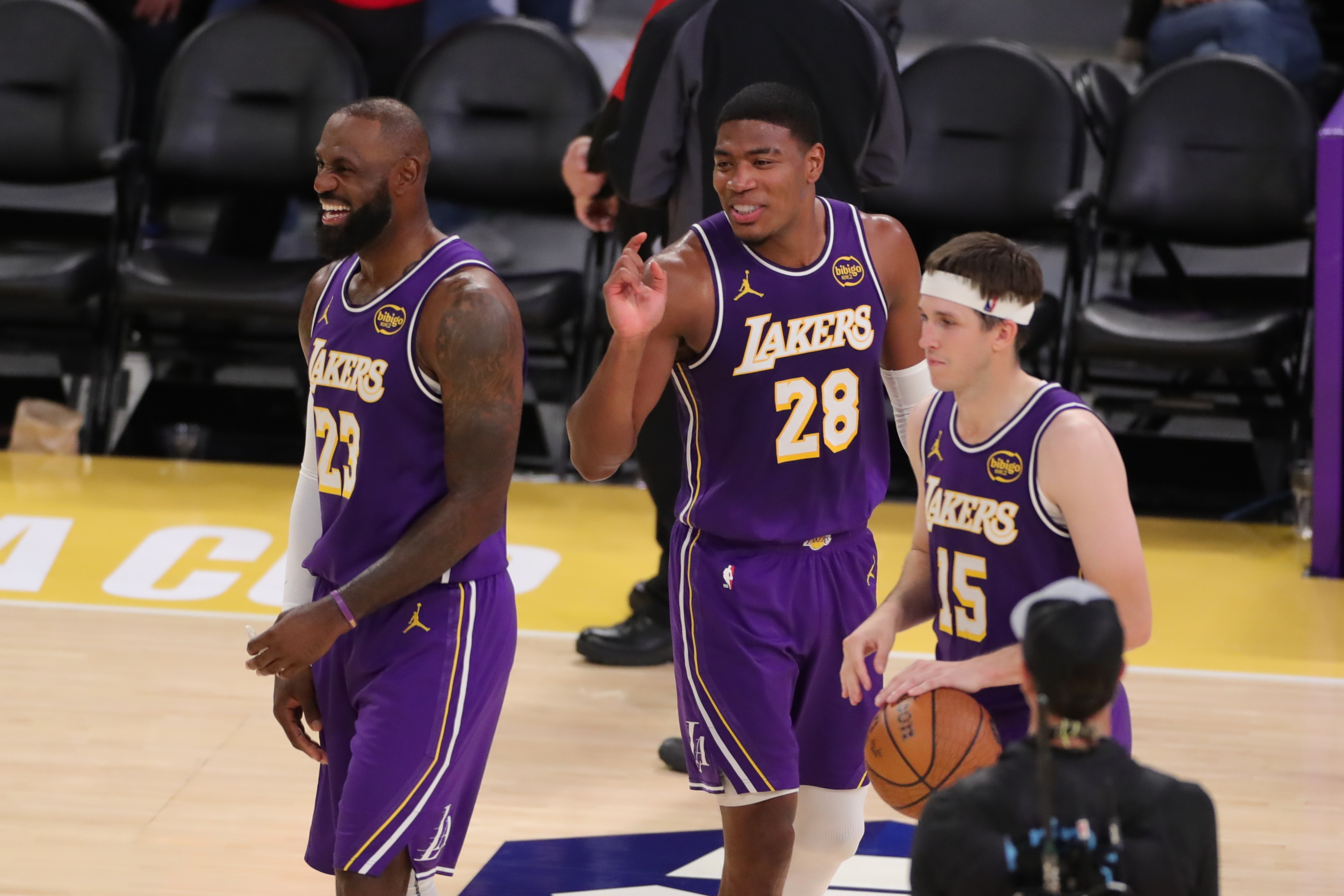 2026世界杯手机观看-NBA彩经:火箭险胜雷霆 湖人击退勇士 开拓者轻取灰熊